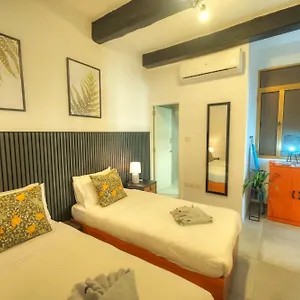 Cozy Flat. Swim 2 Minutes Walk. The Old Mcri1-1 La Valletta