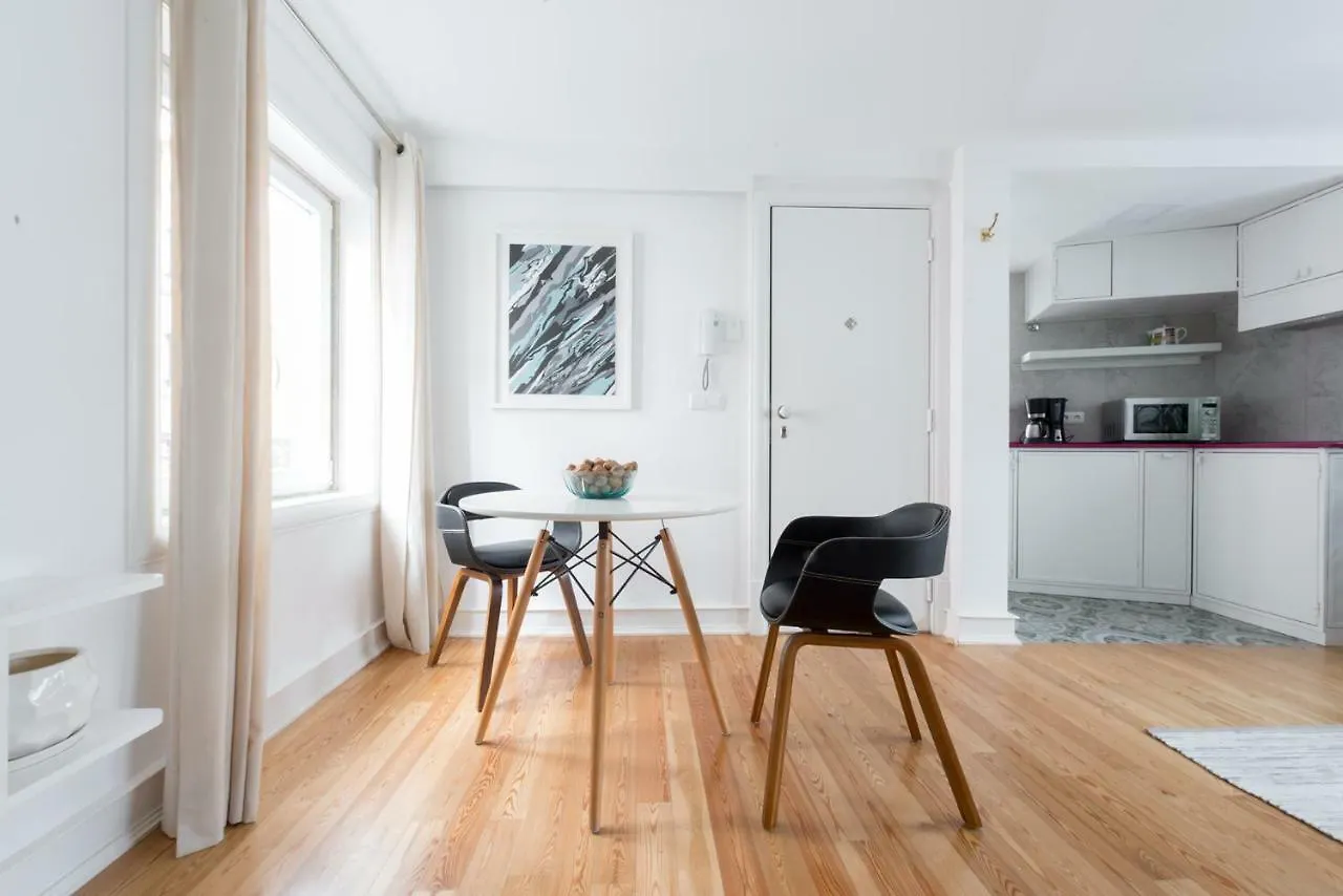 Almamater Lisbon Apartments
