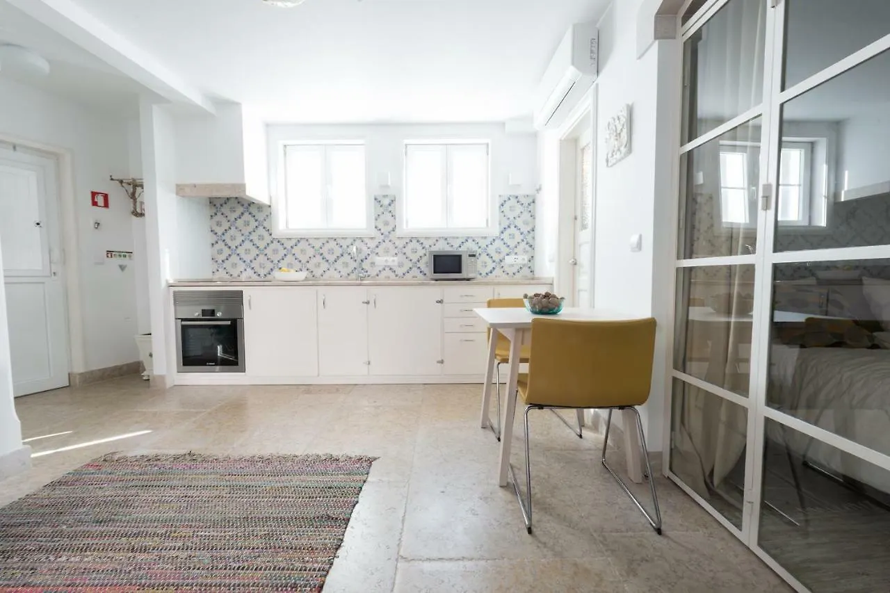 Almamater Lisbon Apartments