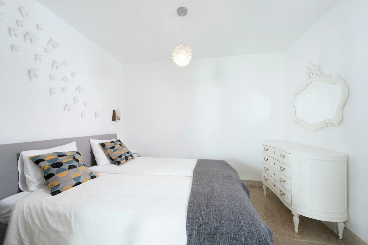 Almamater Lisbon Apartments Portogallo